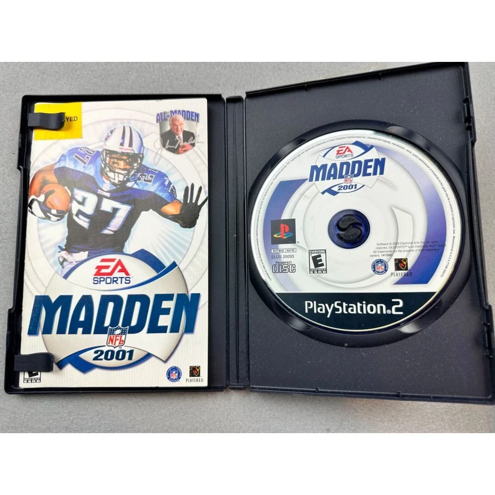 Madden NFL 2001 (Sony PlayStation 2, 2000)‎ Complete